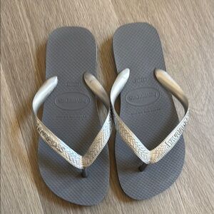 Havaianas Gray Flip Flops